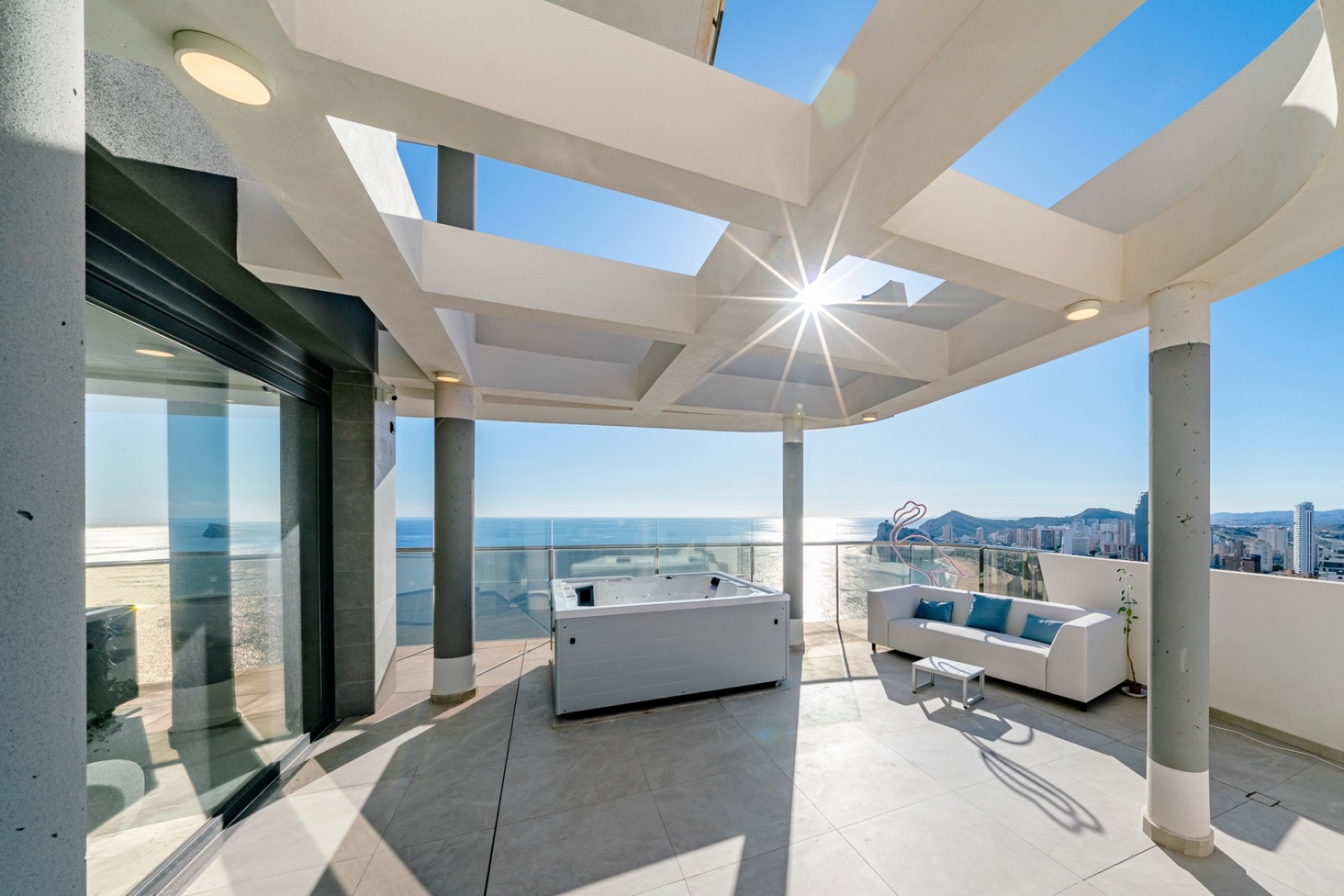 Revente - Appartement -
Benidorm