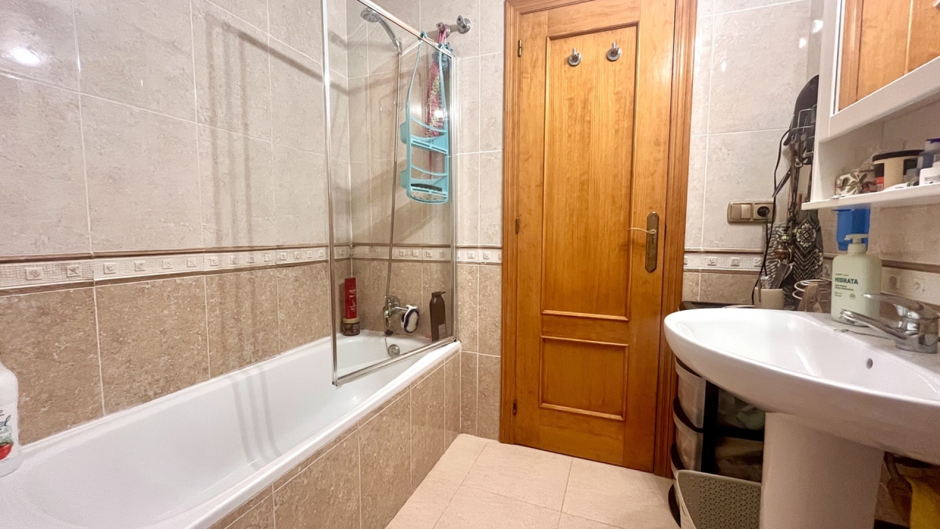 Revente - Appartement -
Cabo Roig