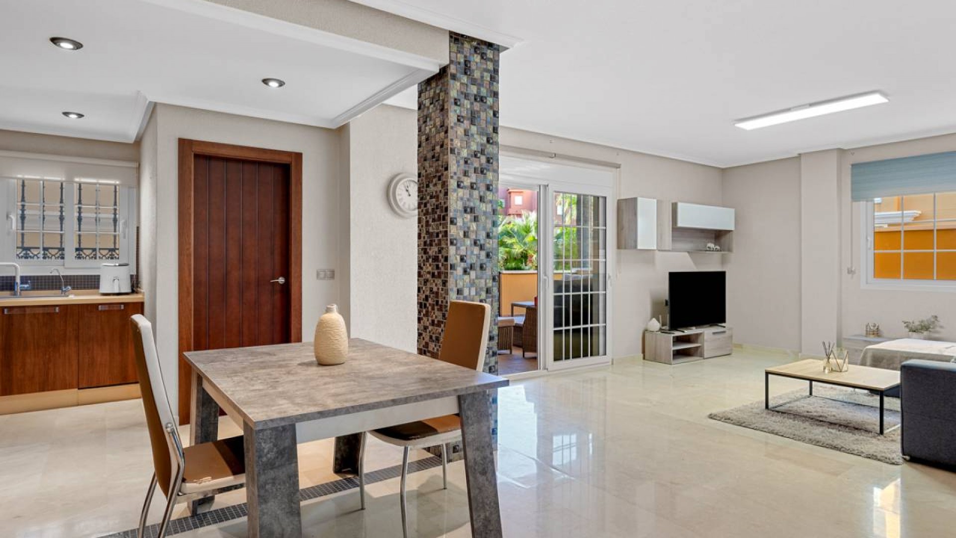 Revente - Appartement -
Cabo Roig