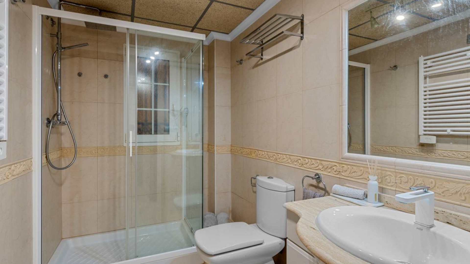 Revente - Appartement -
Cabo Roig