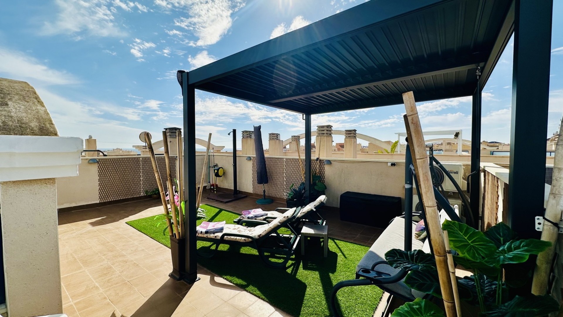 Revente - Appartement -
Cabo Roig