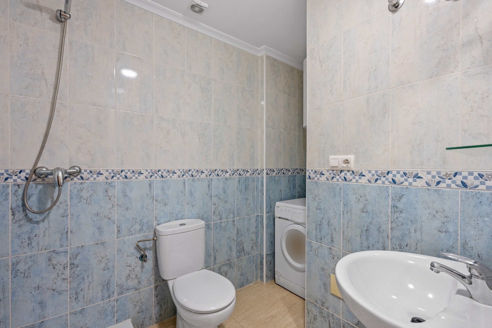 Revente - Appartement -
Daya Nueva - Costa Blanca South