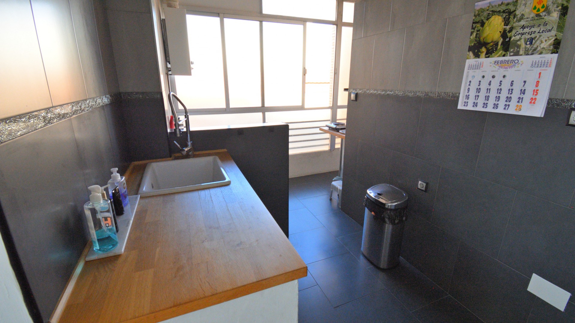 Revente - Appartement -
Daya Nueva