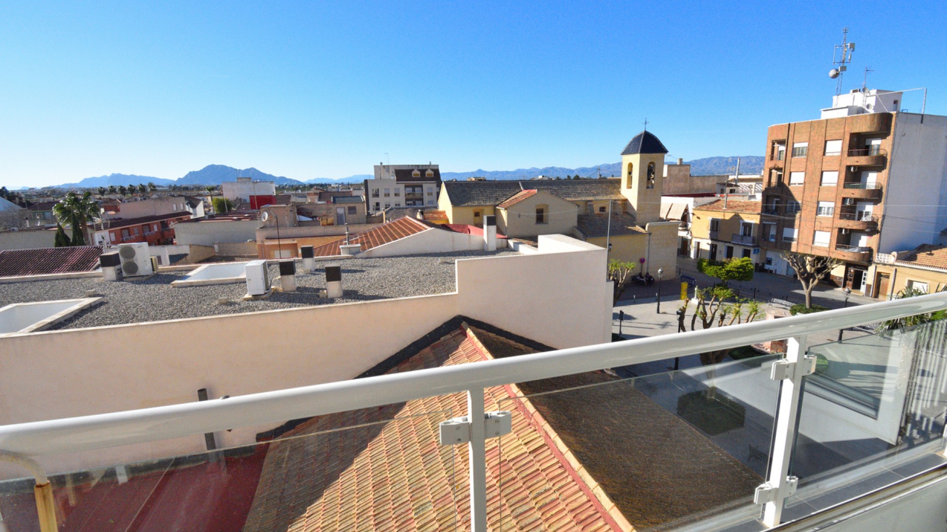 Revente - Appartement -
Daya Nueva