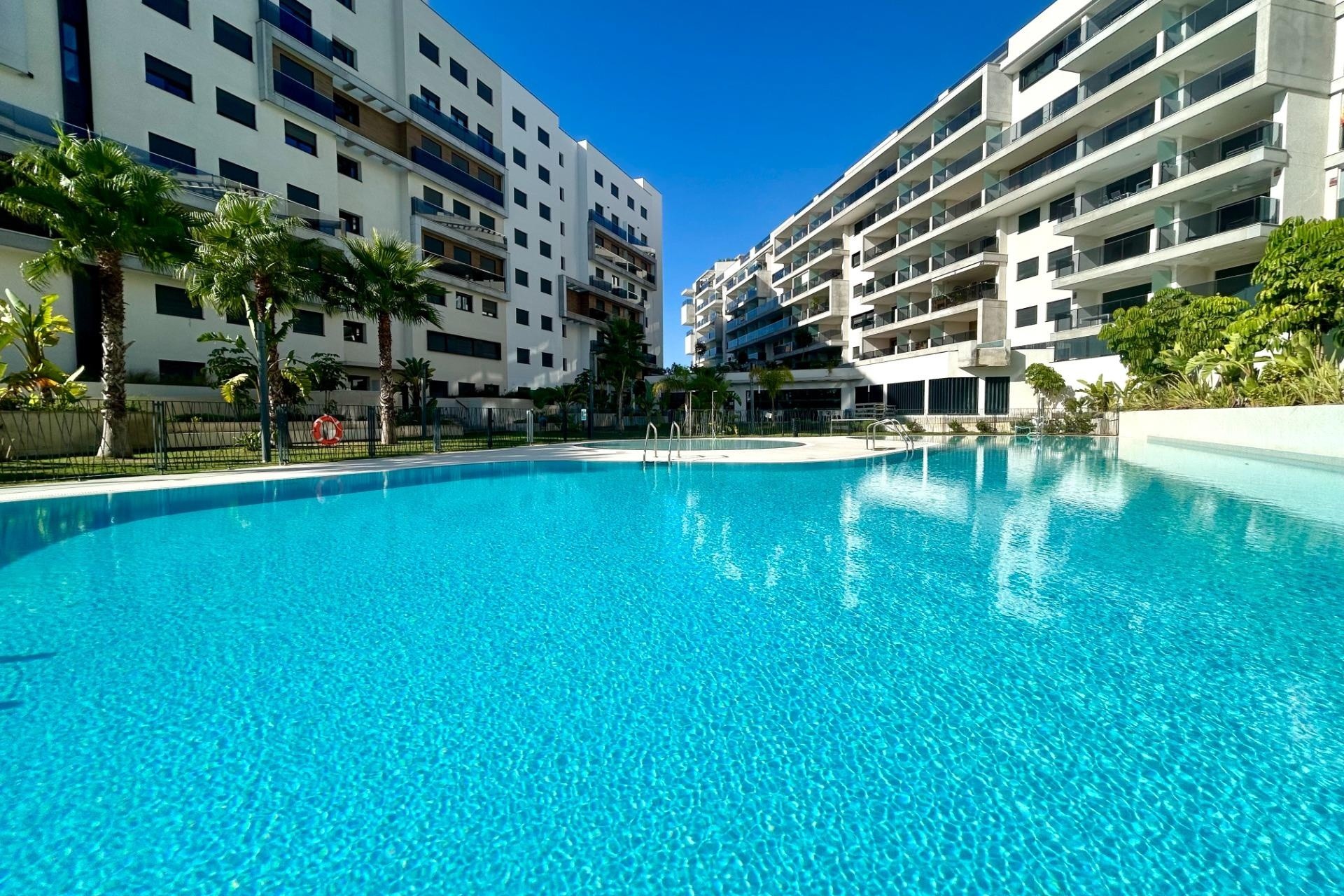Revente - Appartement -
Dehesa de Campoamor - Campoamor