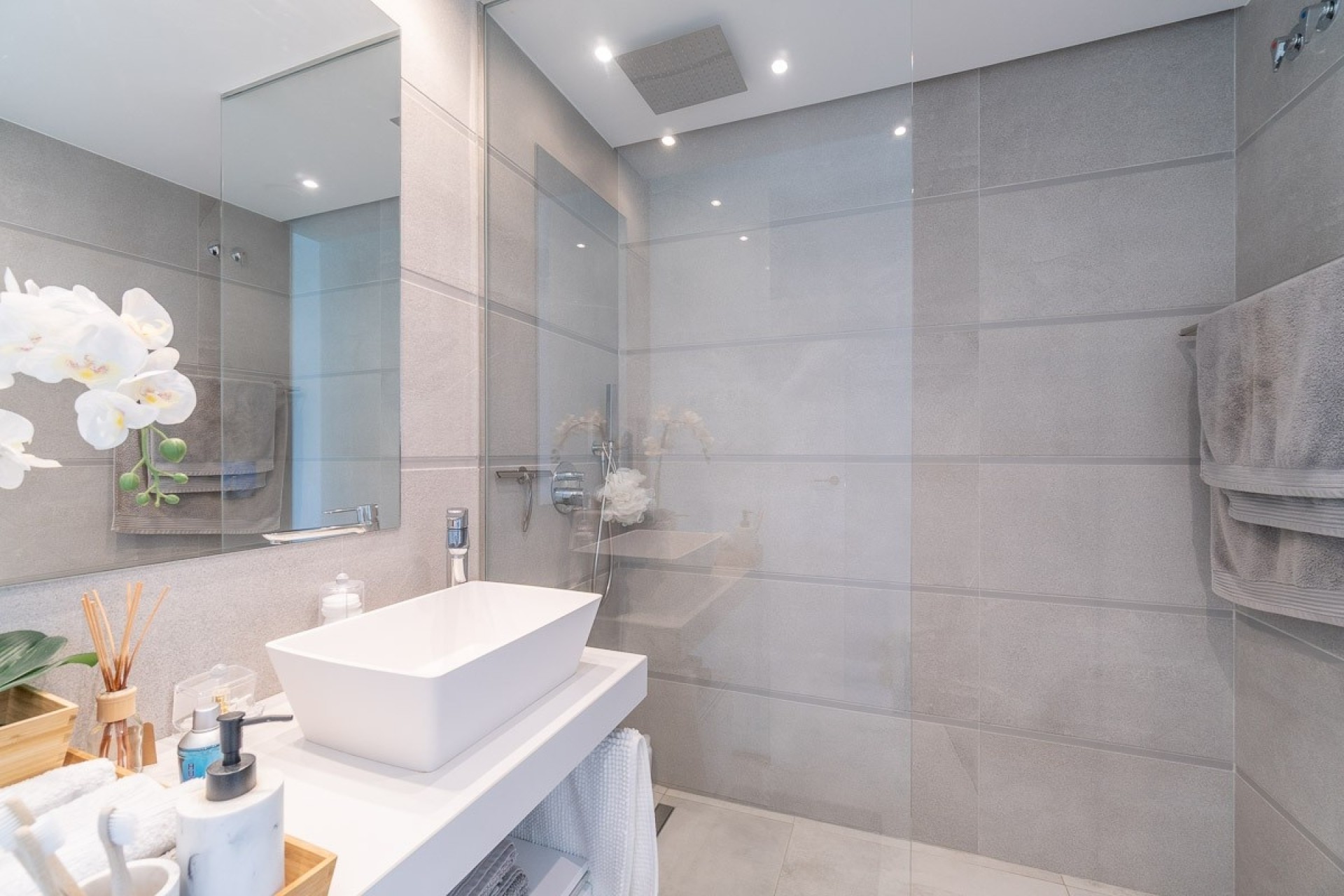 Revente - Appartement -
El Raso