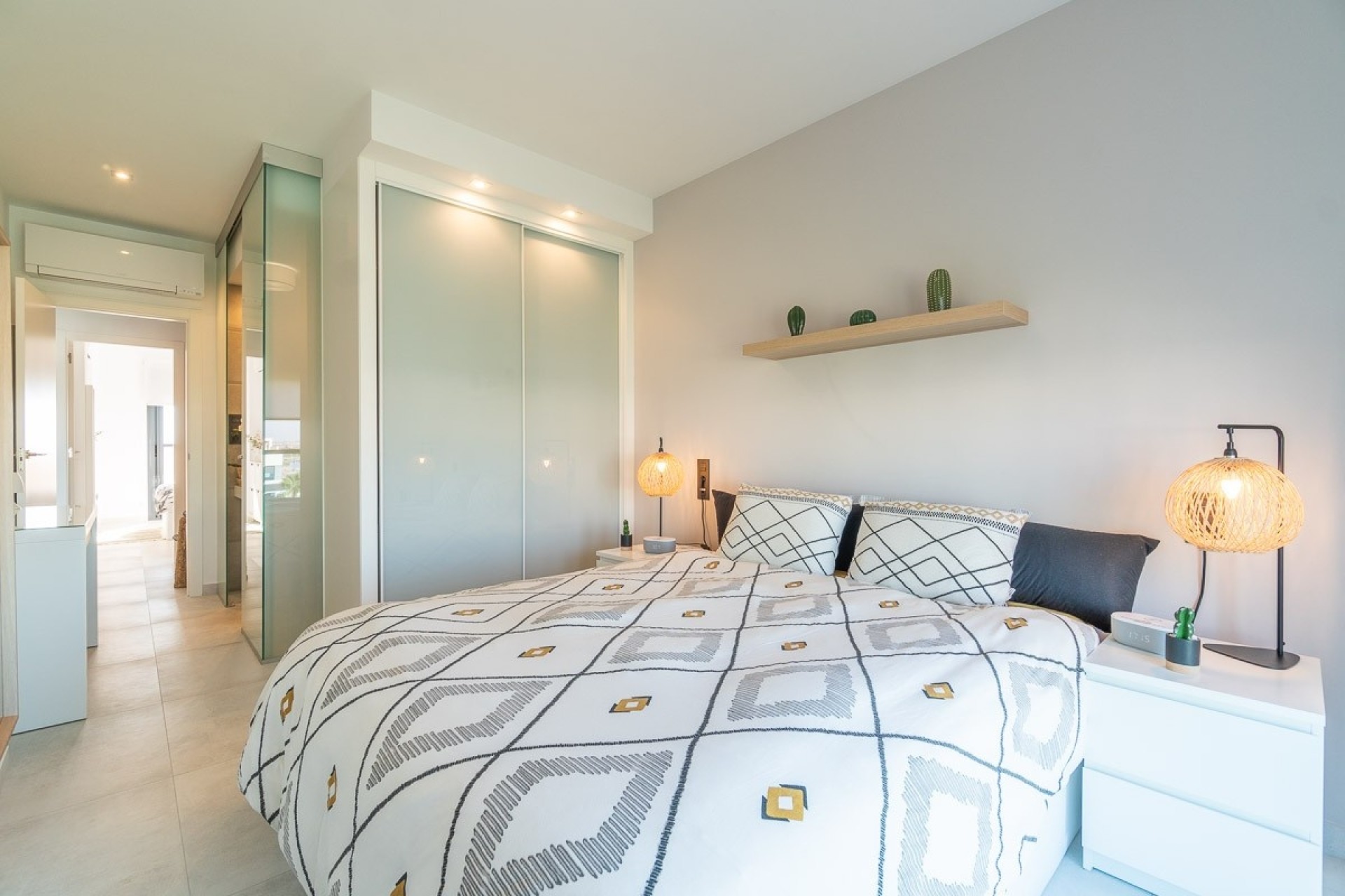 Revente - Appartement -
El Raso