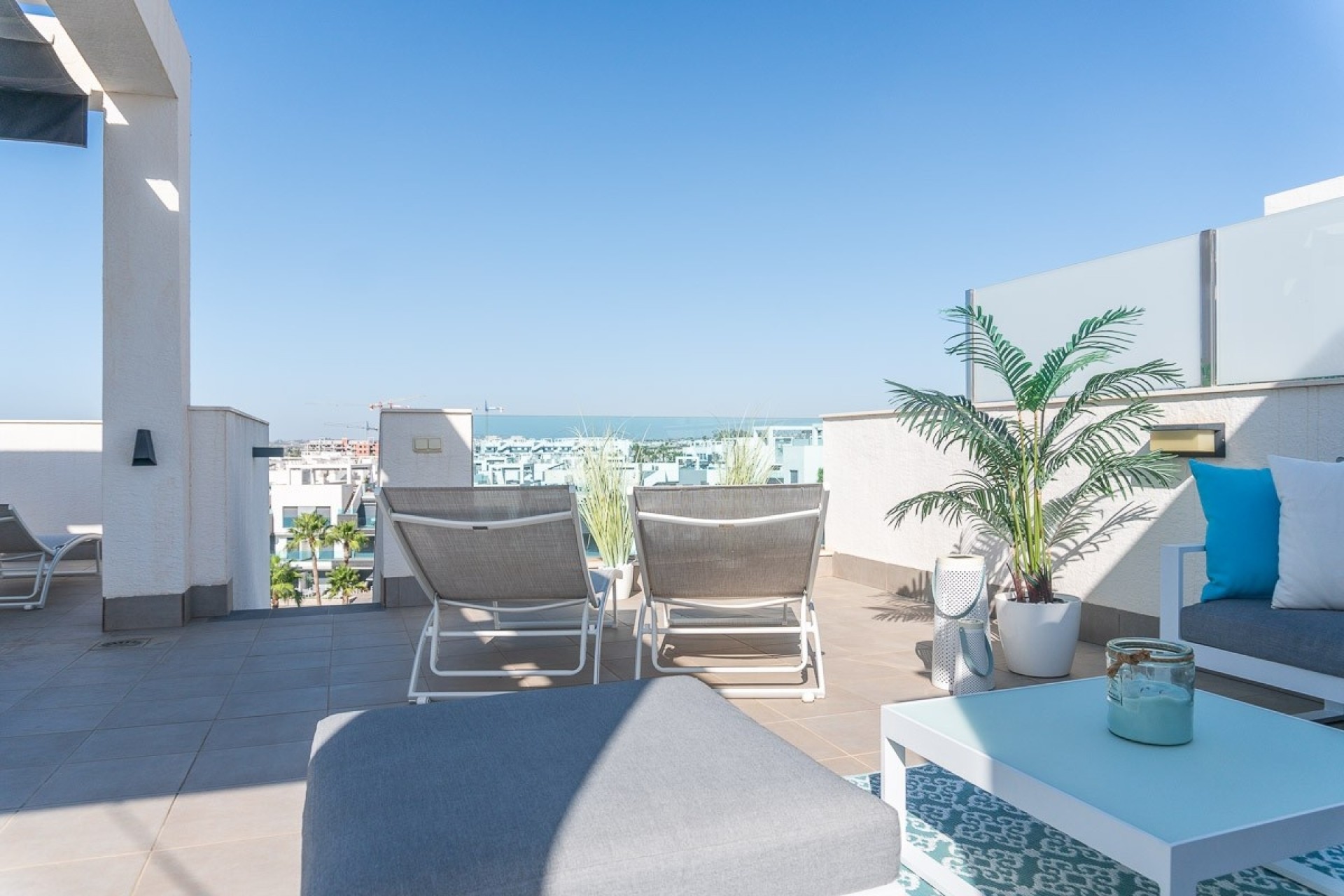 Revente - Appartement -
El Raso