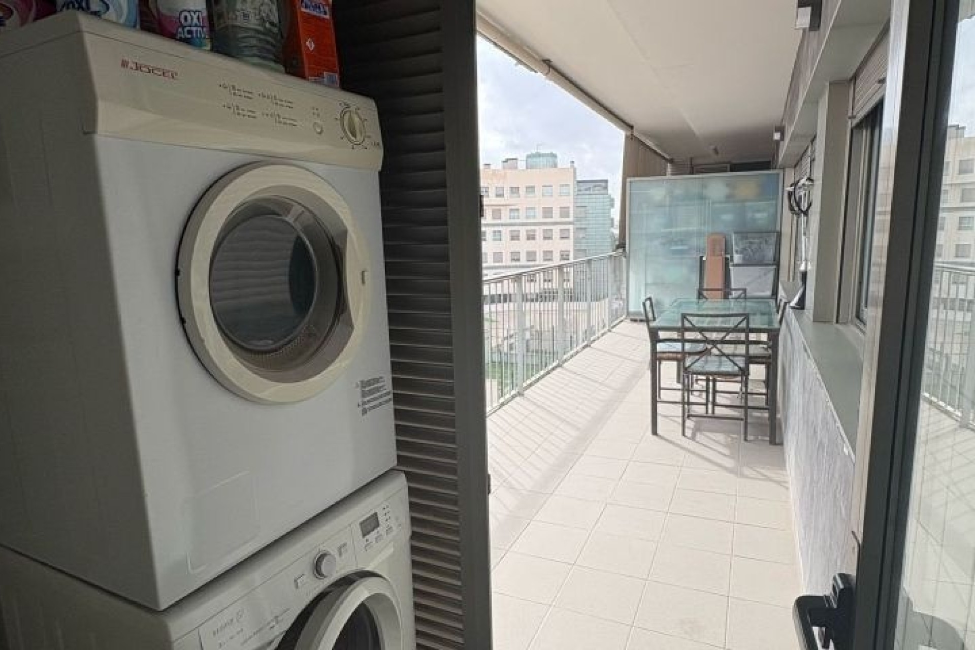 Revente - Appartement -
Elche