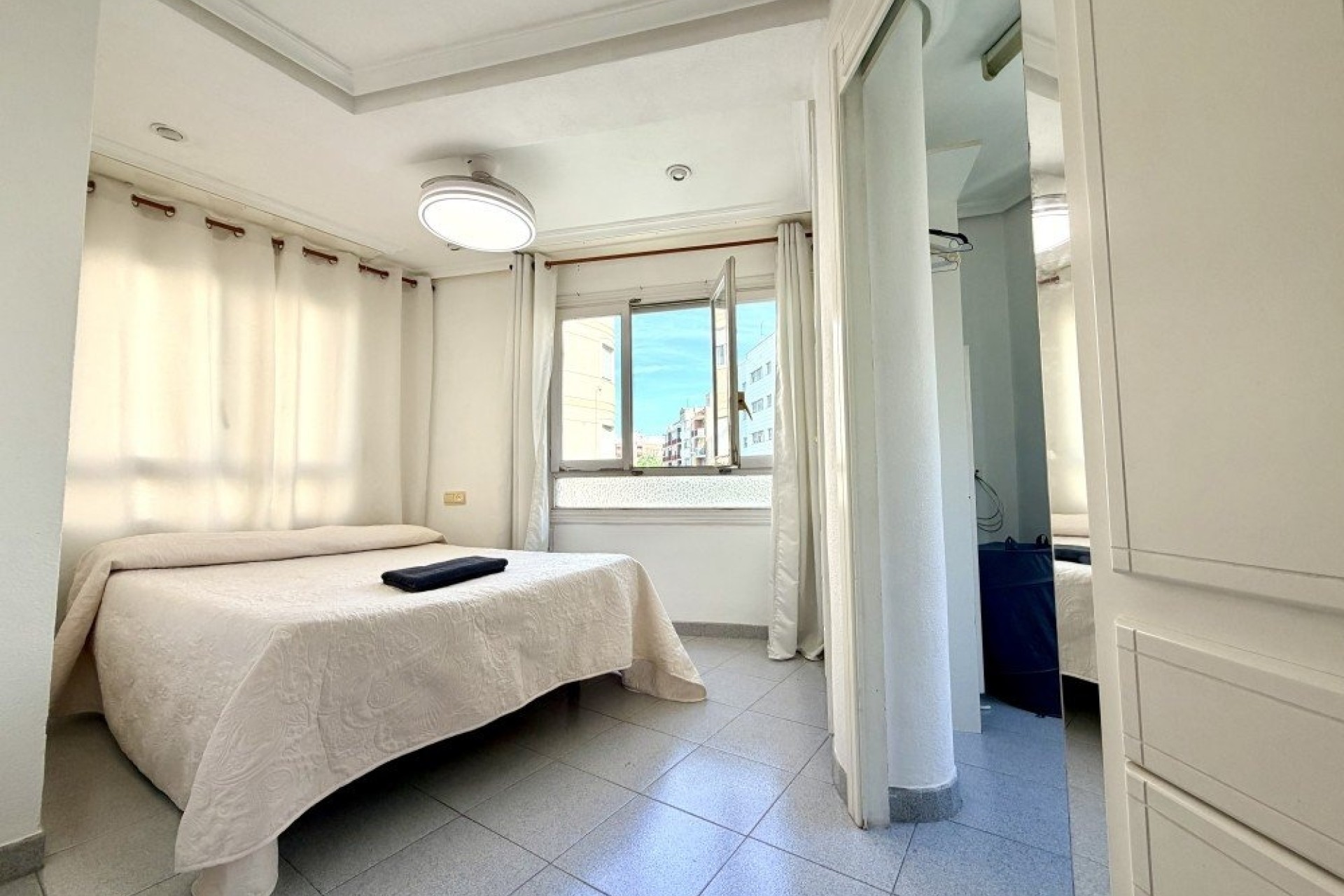 Revente - Appartement -
Elche