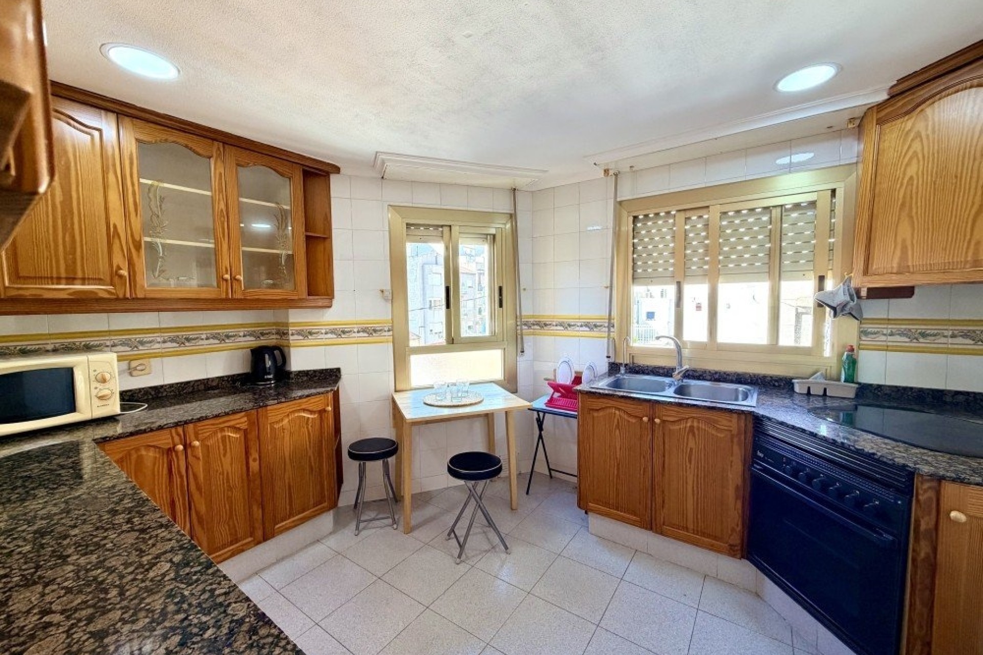 Revente - Appartement -
Elche