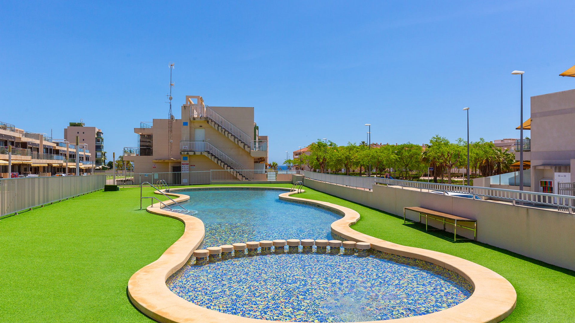 Revente - Appartement -
Elche