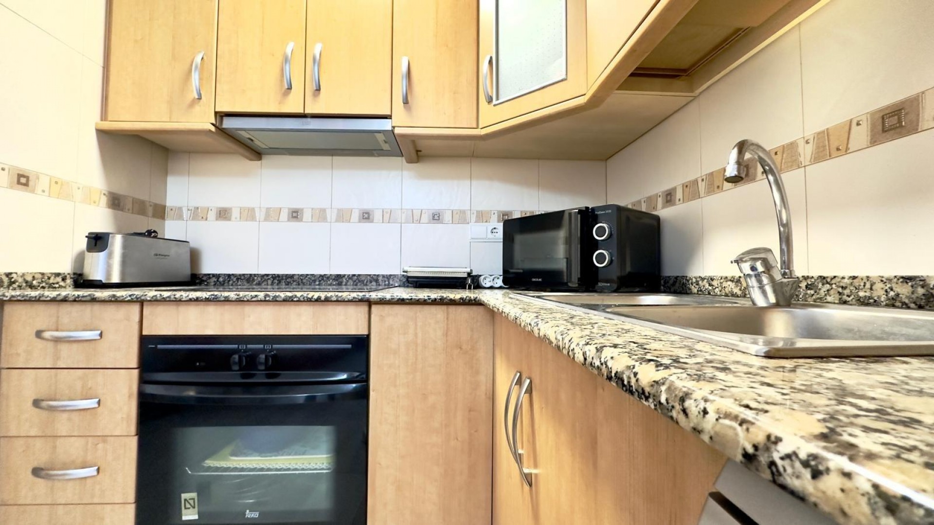 Revente - Appartement -
Guardamar del Segura - CENTRO