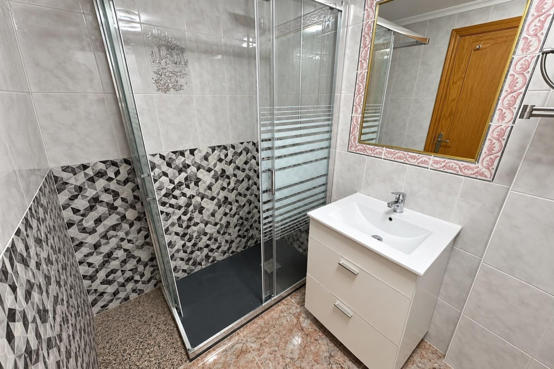 Revente - Appartement -
Guardamar del Segura - El Moncayo