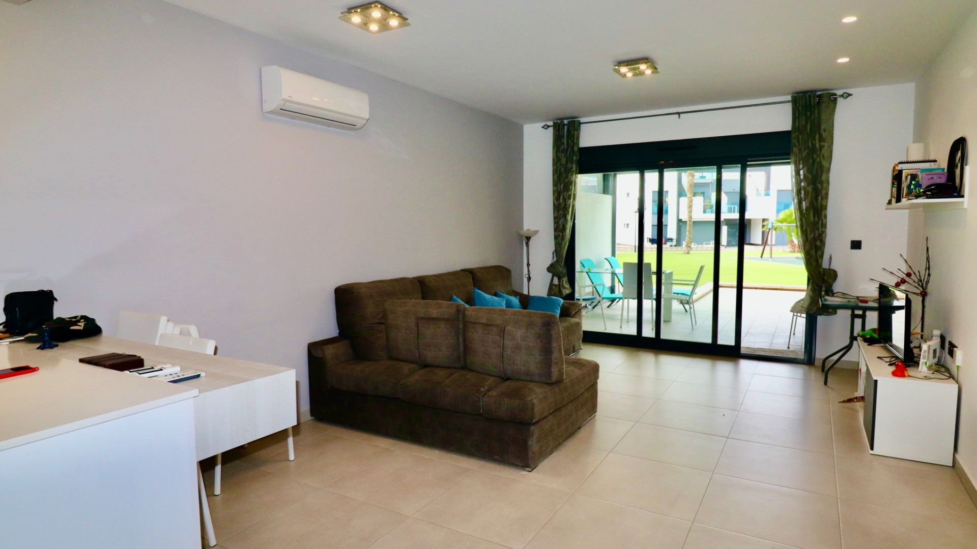 Revente - Appartement -
Guardamar del Segura - Guardamar - El Raso