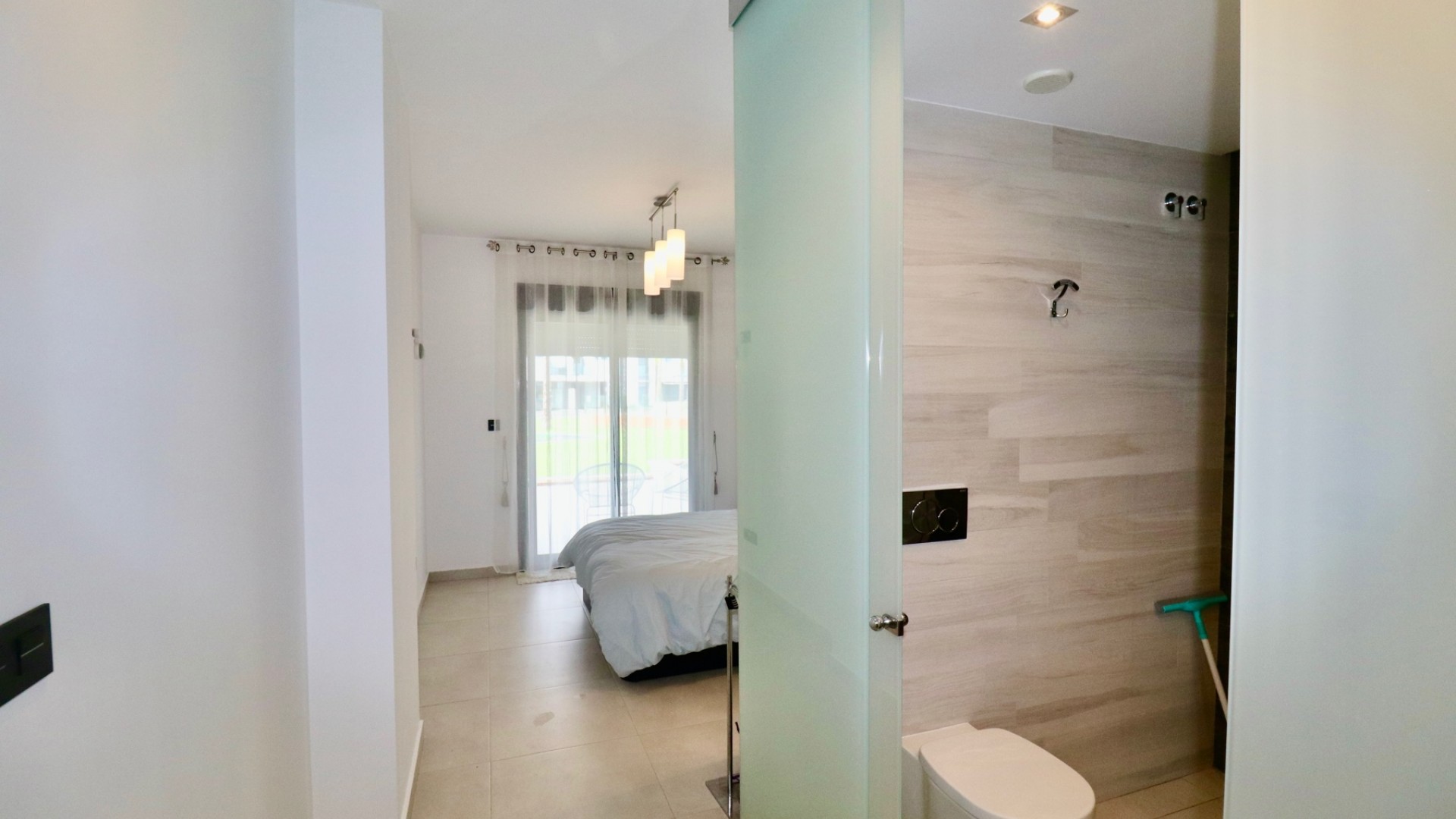 Revente - Appartement -
Guardamar del Segura - Guardamar - El Raso