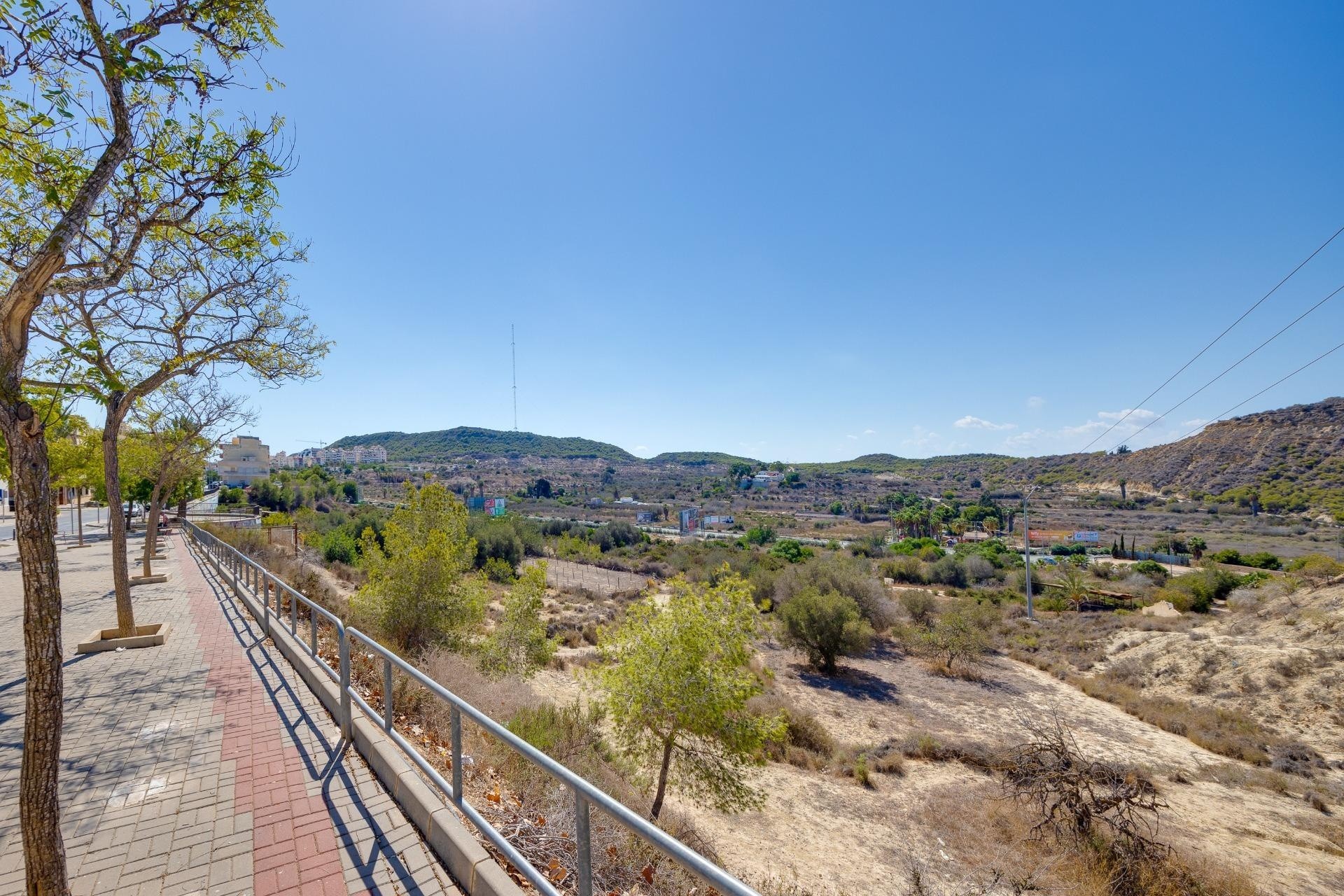 Revente - Appartement -
Guardamar del Segura - Pueblo