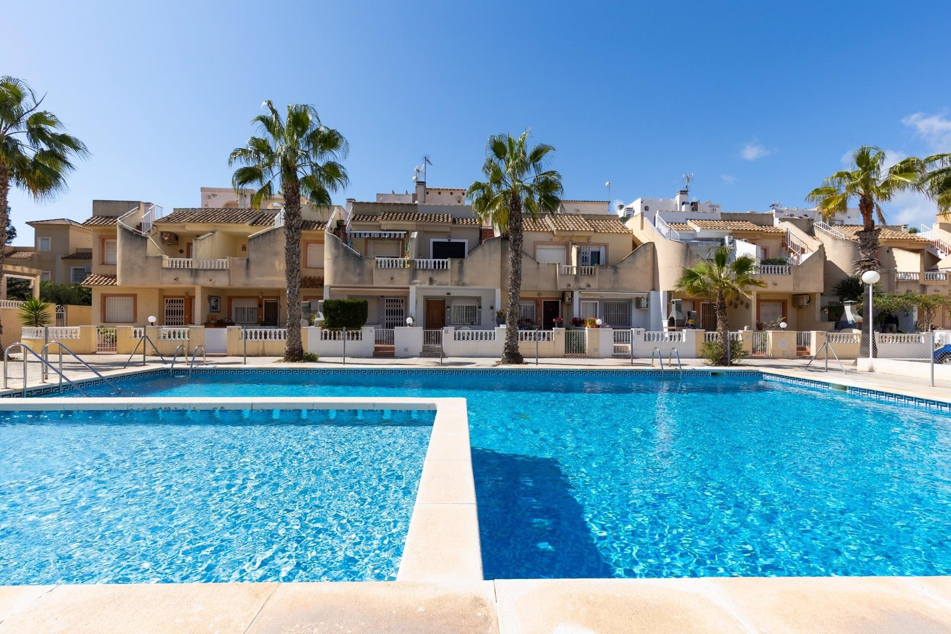 Revente - Appartement -
Guardamar del Segura - Urbanizaciones