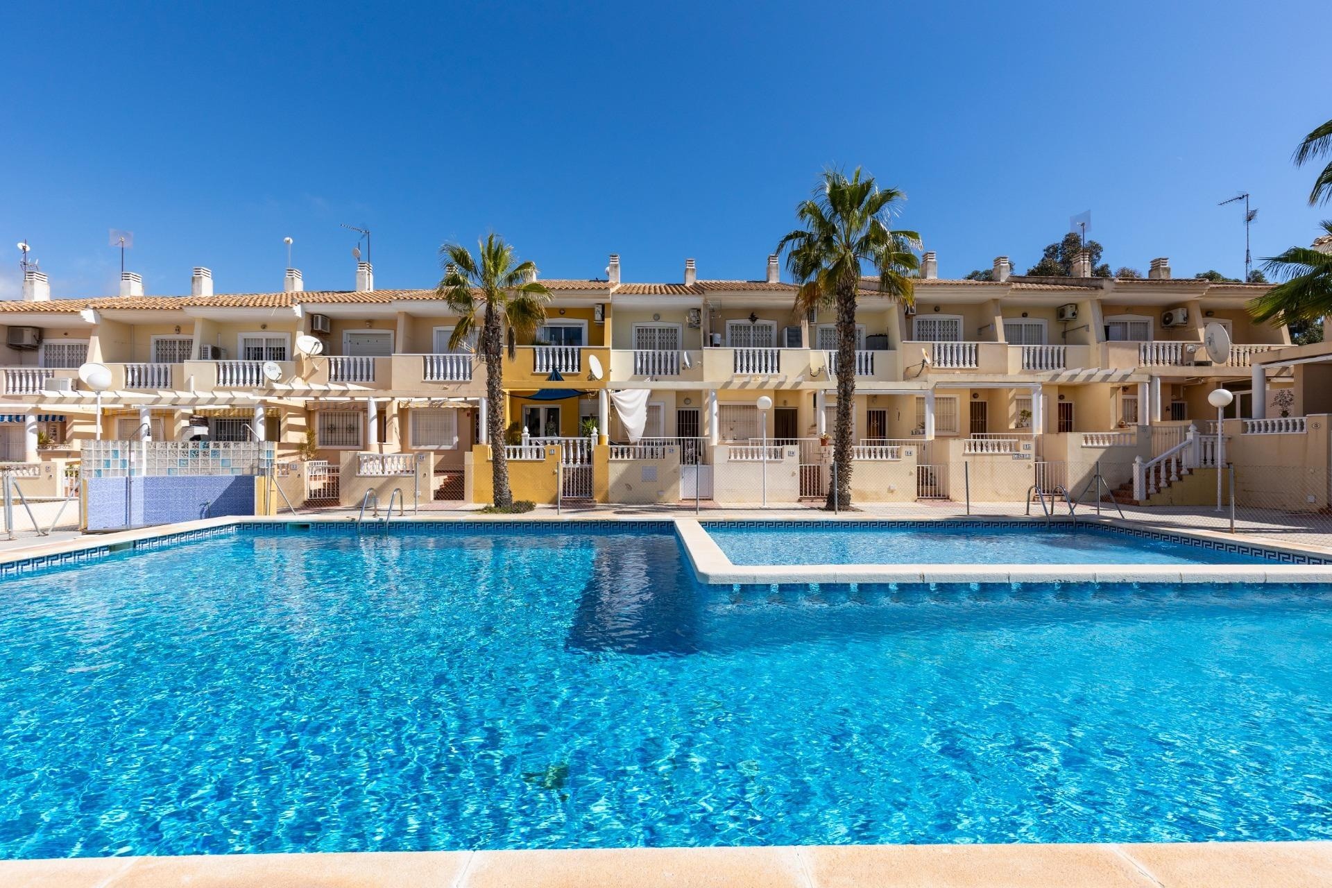 Revente - Appartement -
Guardamar del Segura - Urbanizaciones