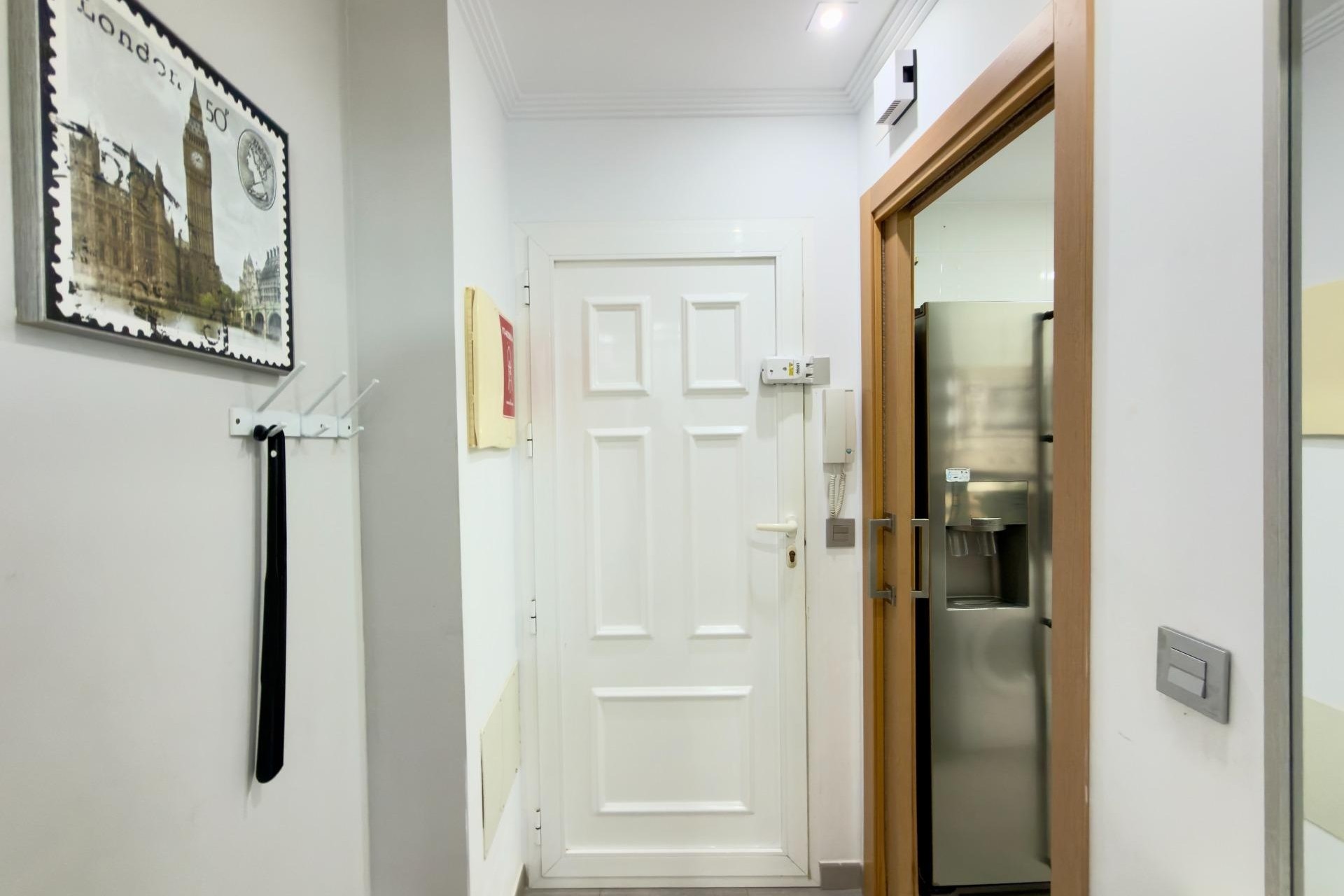 Revente - Appartement -
Guardamar del Segura - Urbanizaciones