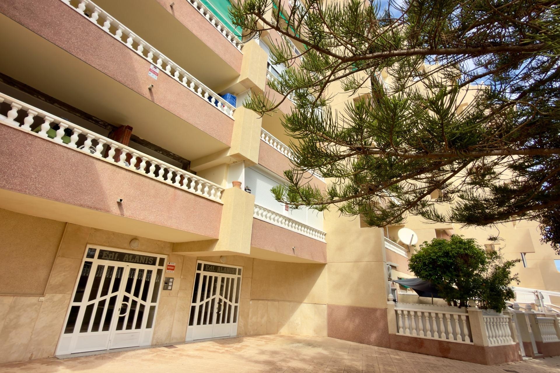 Revente - Appartement -
Guardamar del Segura - Urbanizaciones
