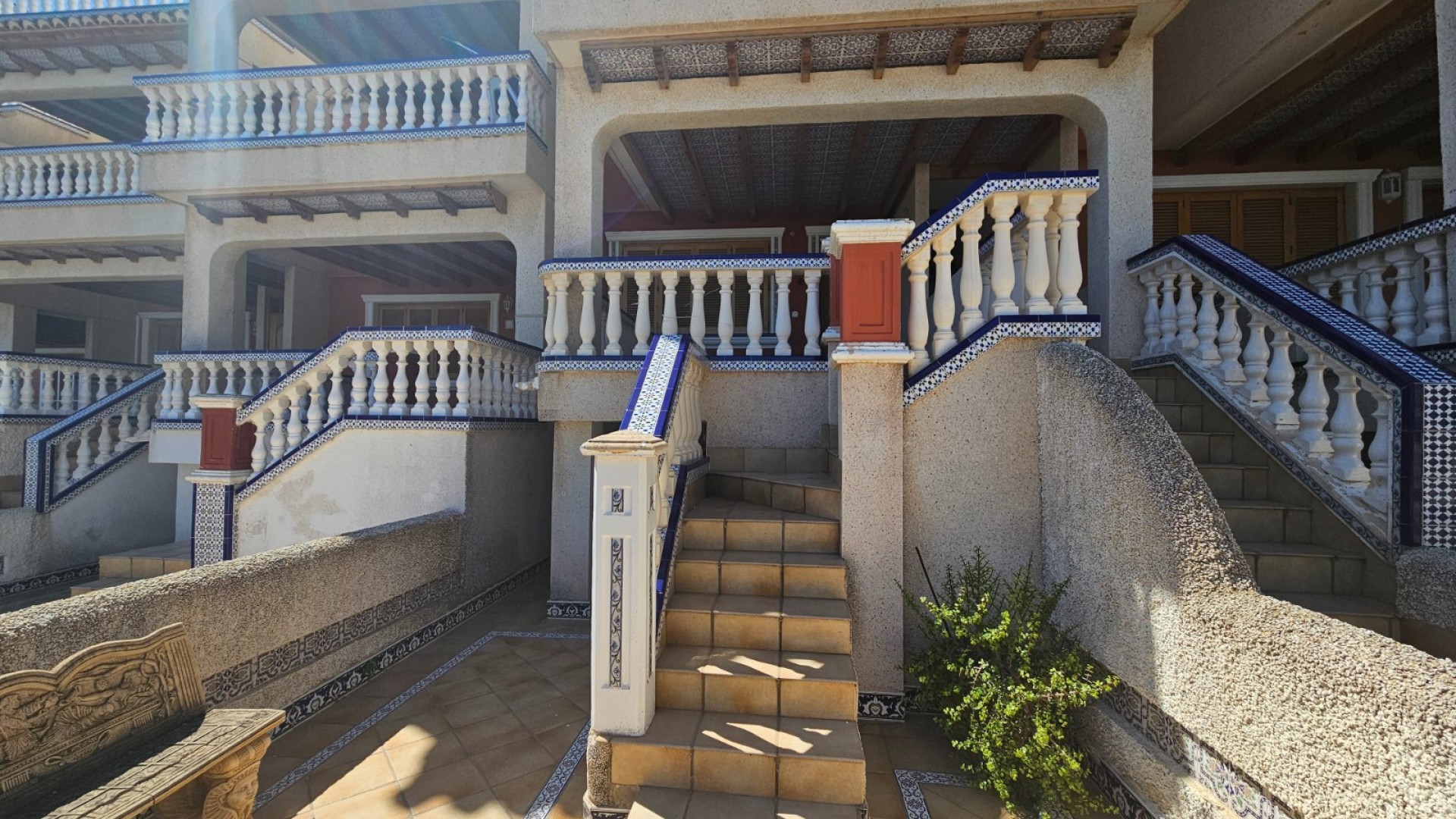 Revente - Appartement -
Guardamar del Segura - Urbanizaciones