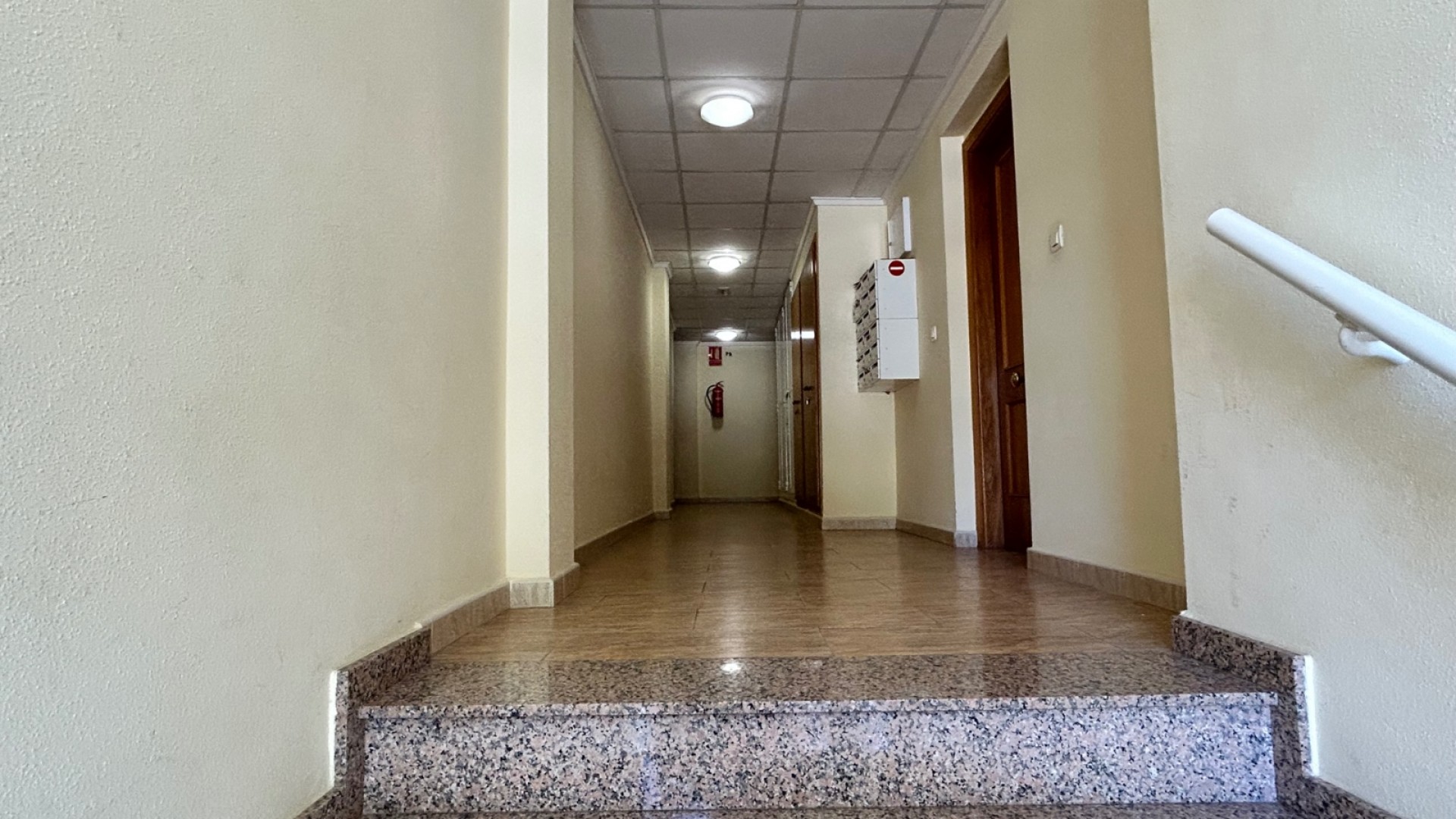 Revente - Appartement -
Jacarilla - pueblo