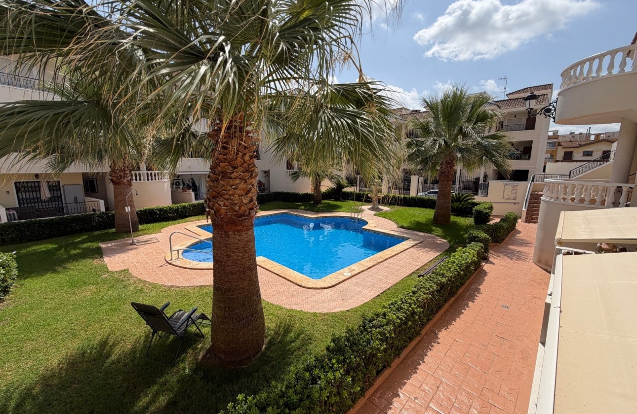 Revente - Appartement -
Jacarilla
