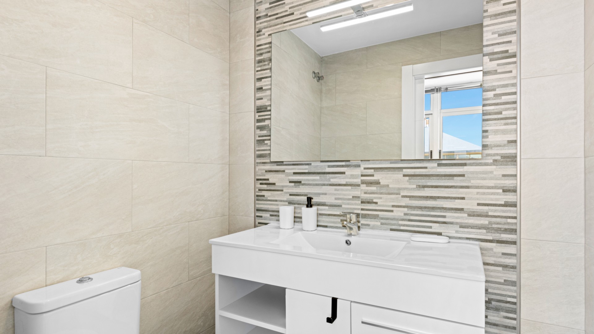 Revente - Appartement -
La Manga del Mar Menor - La Manga