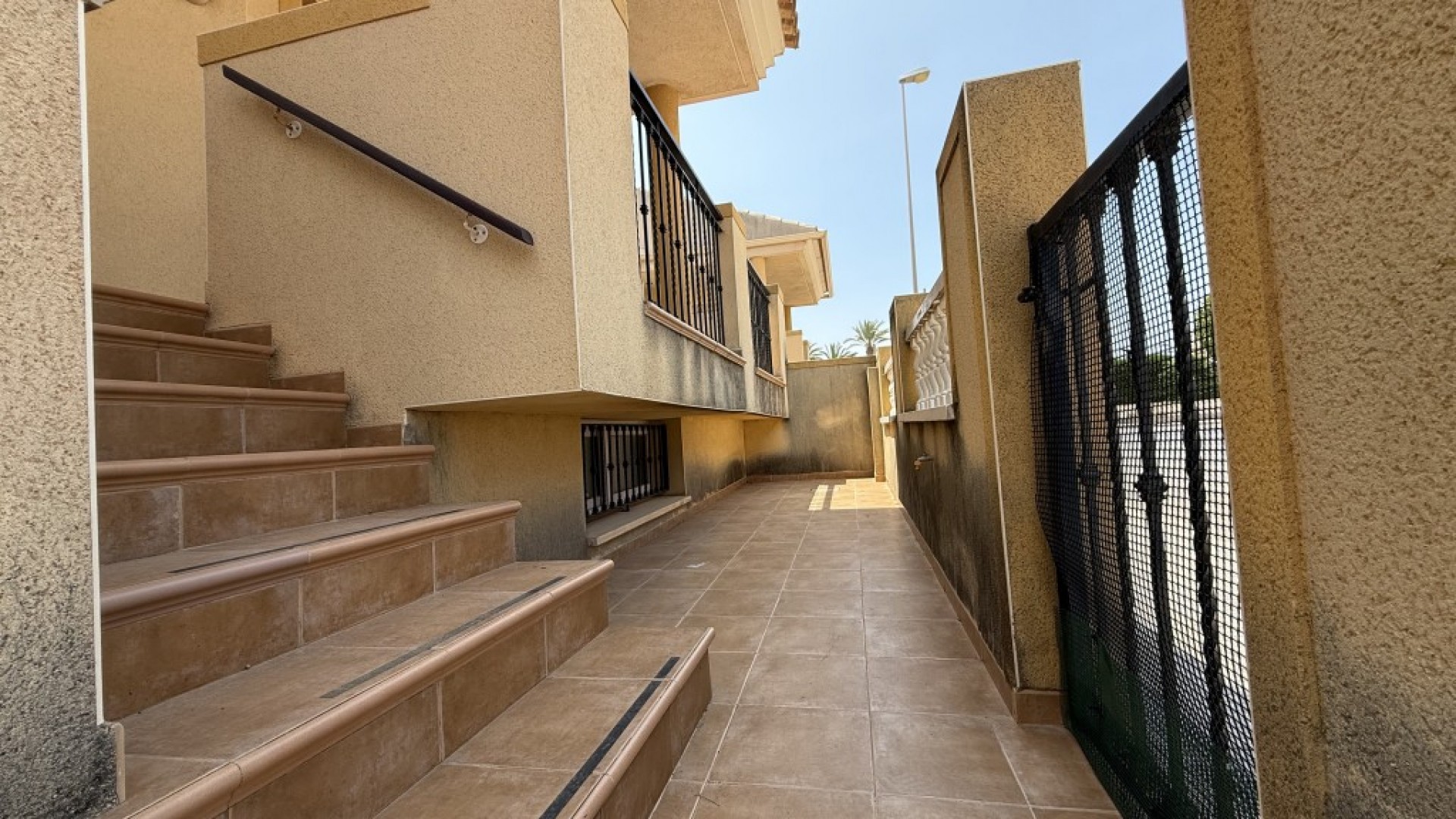 Revente - Appartement -
La Puebla