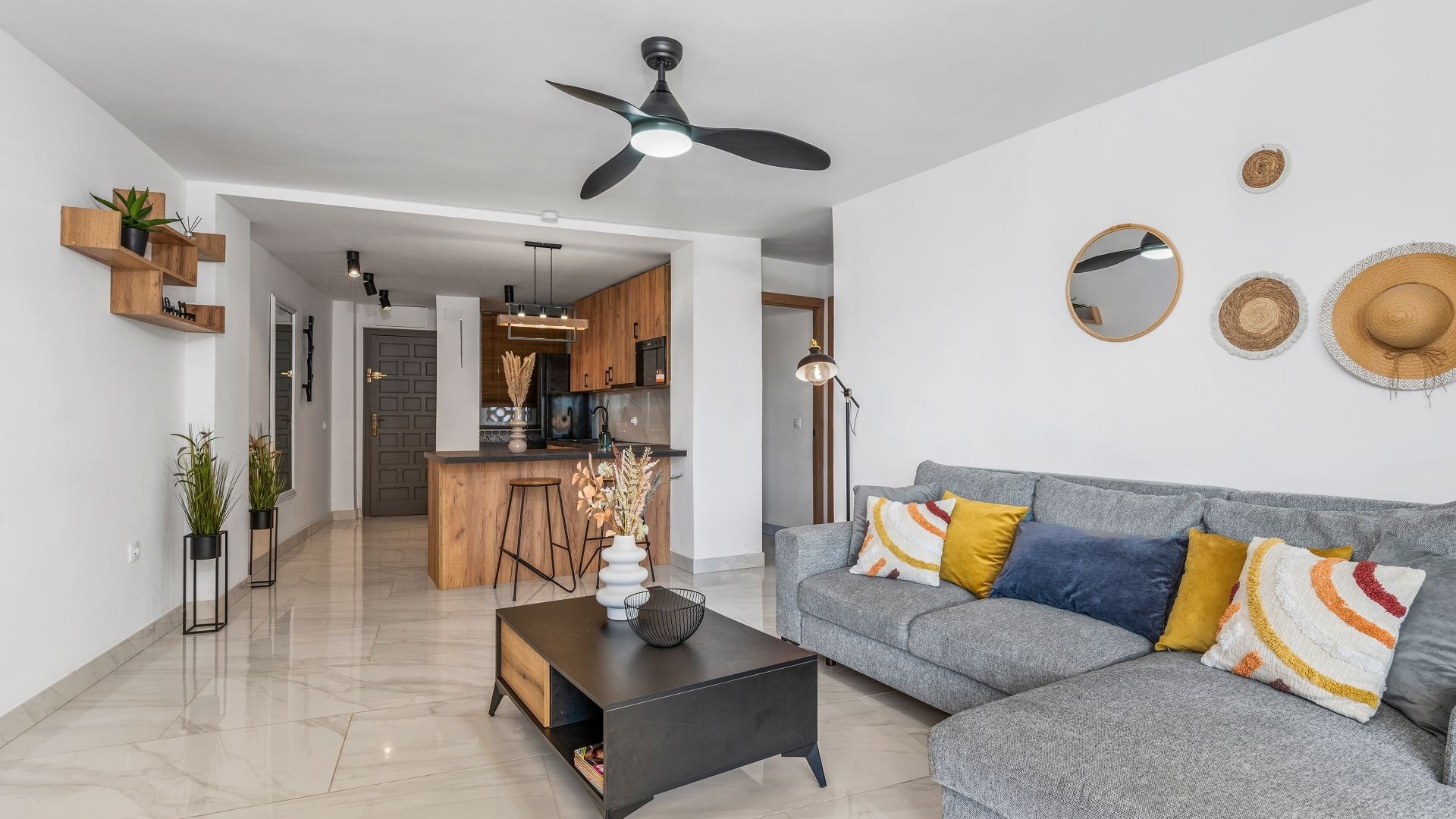 Revente - Appartement -
La Zenia