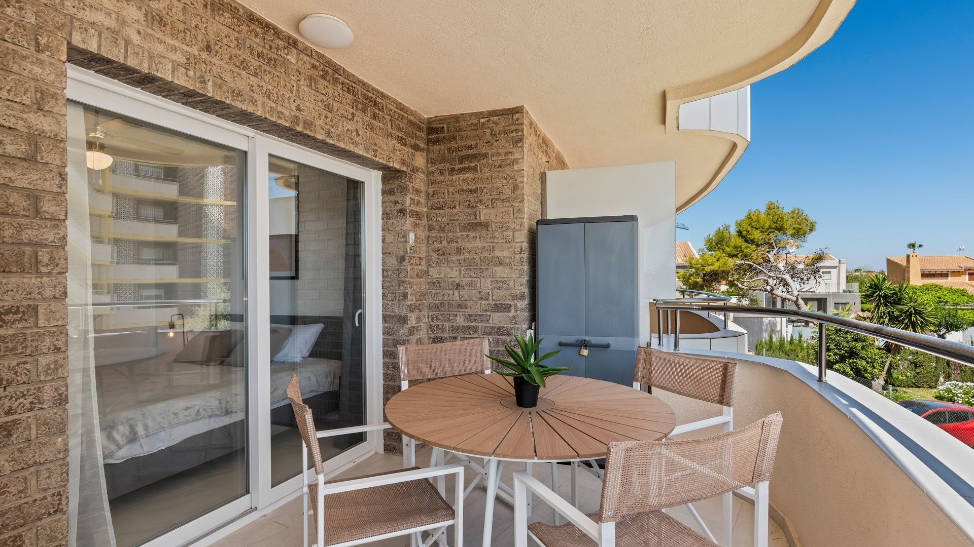 Revente - Appartement -
La Zenia