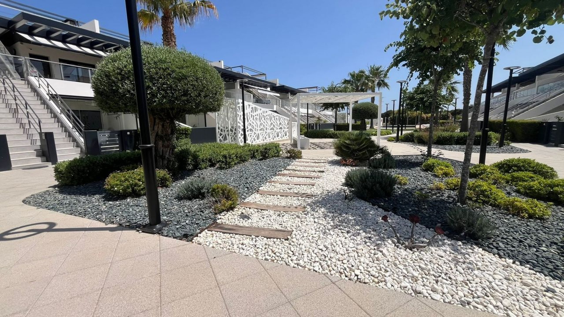 Revente - Appartement -
La Zenia