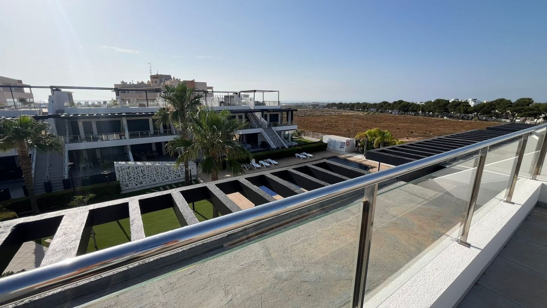 Revente - Appartement -
La Zenia