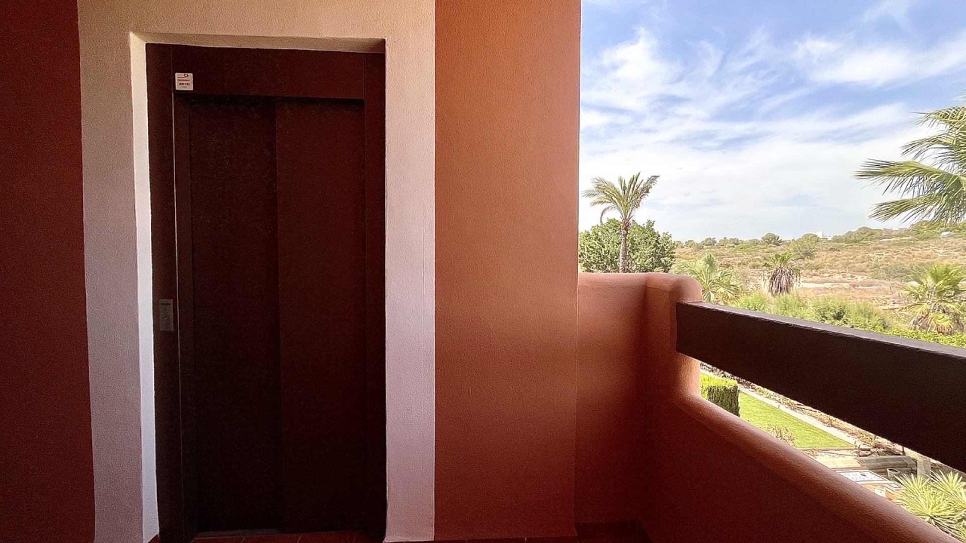 Revente - Appartement -
La Zenia