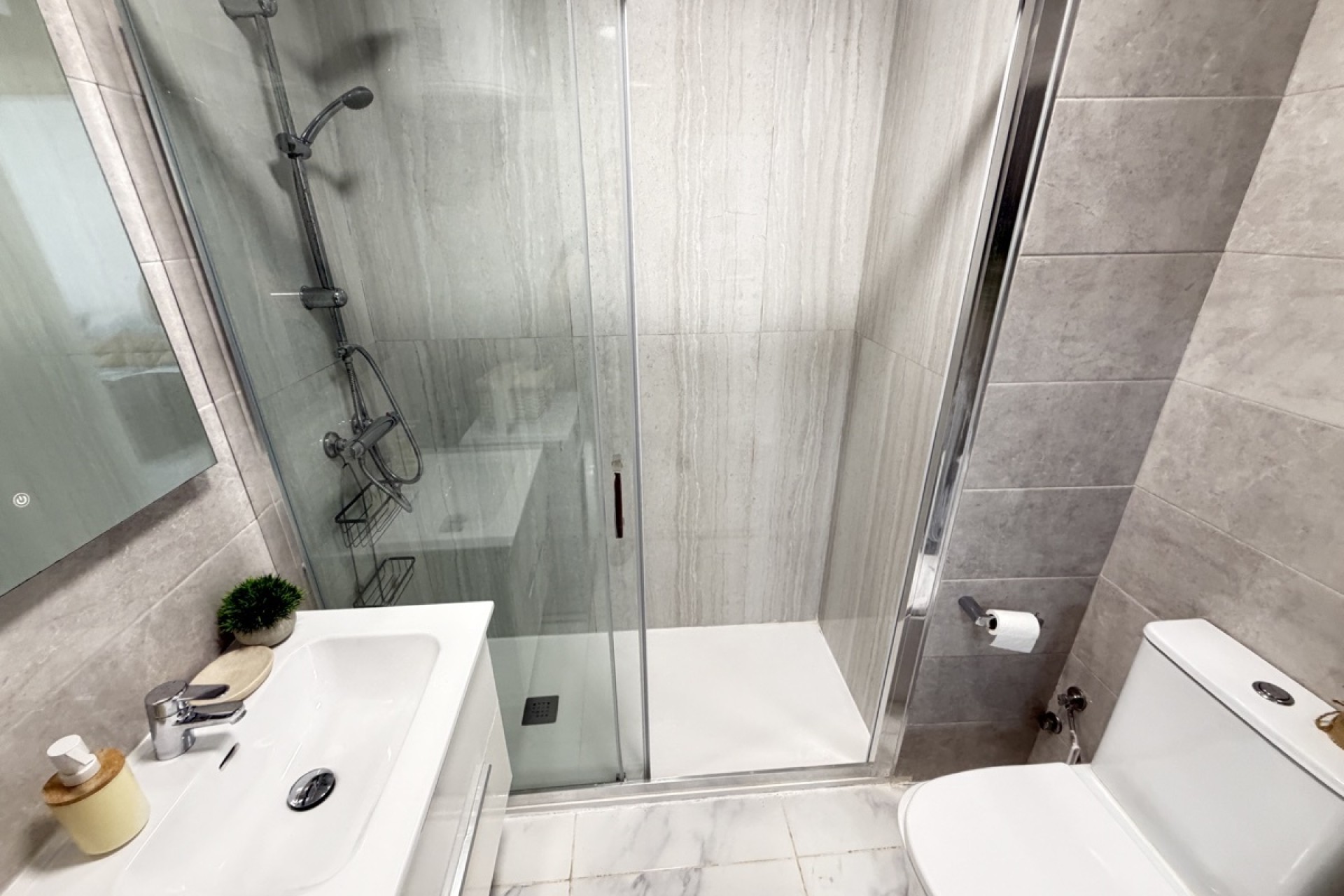 Revente - Appartement -
La Zenia