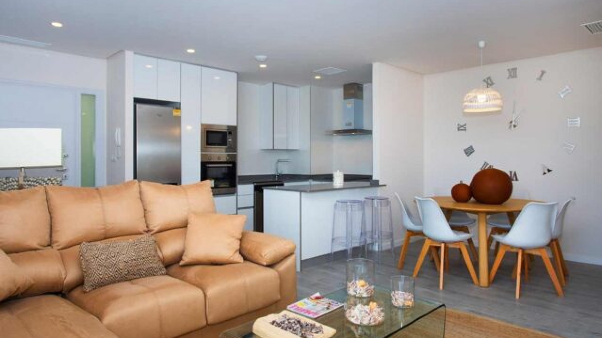 Revente - Appartement -
La Zenia