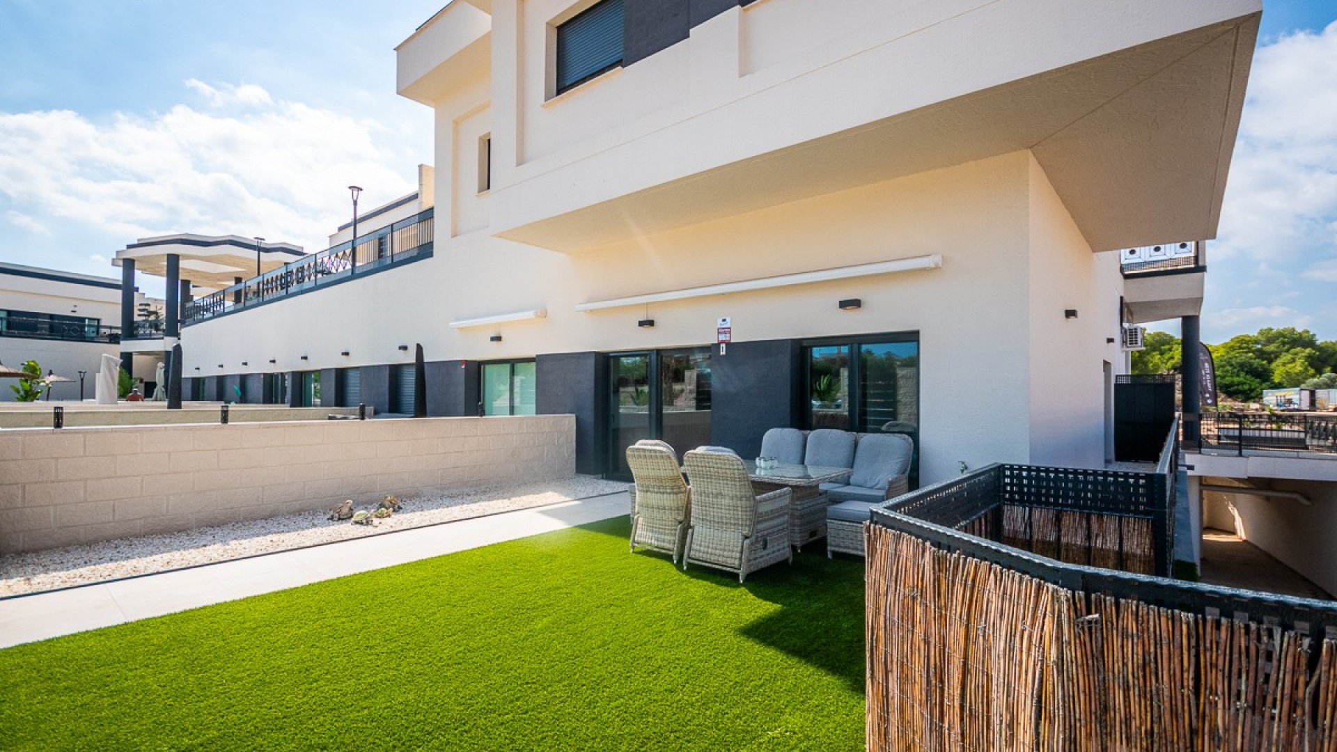 Revente - Appartement -
Lo Crispin