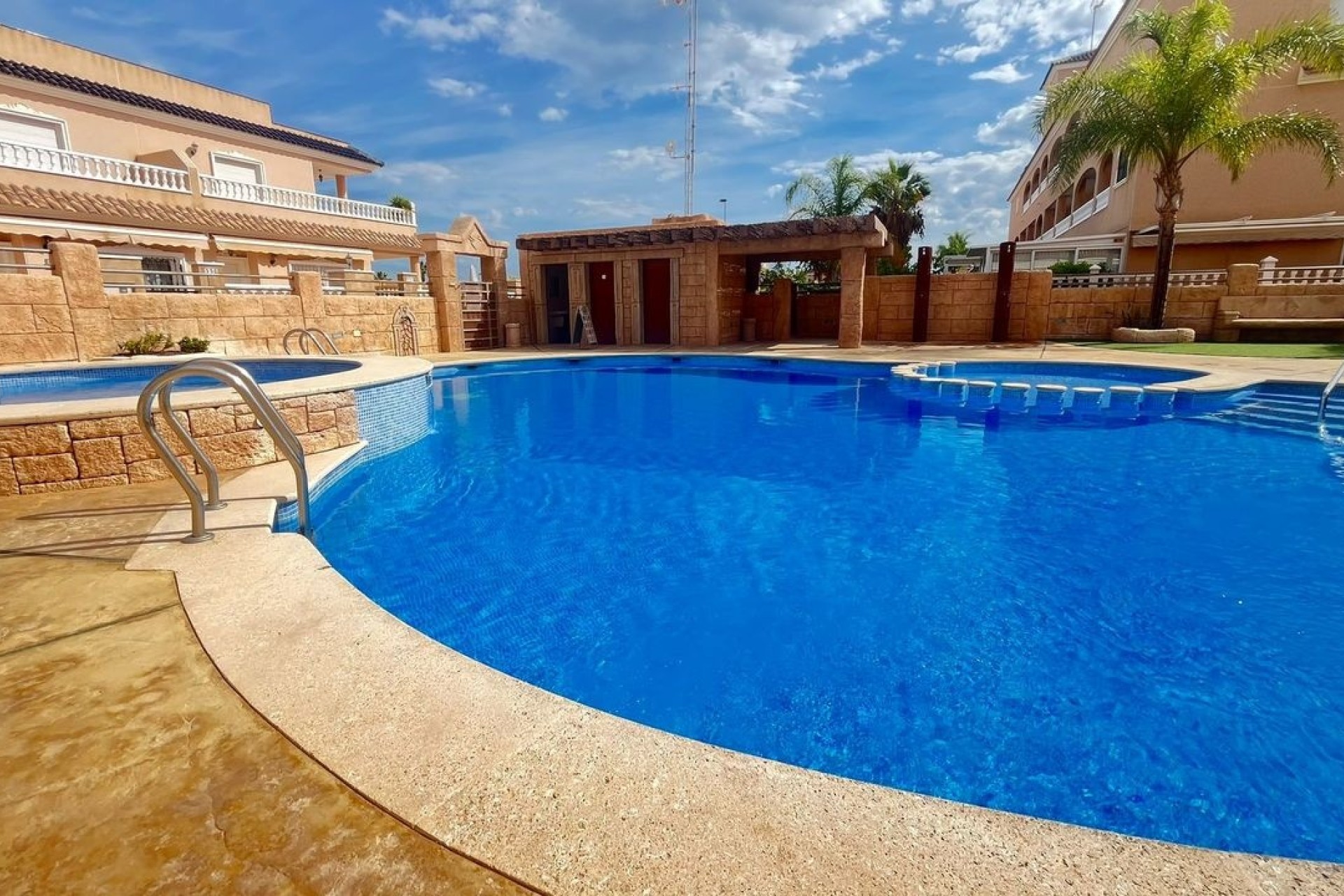 Revente - Appartement -
Los Dolses - Inland