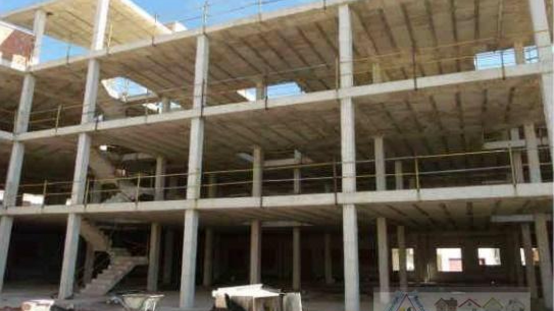 Revente - Appartement -
Los Montesinos - Center