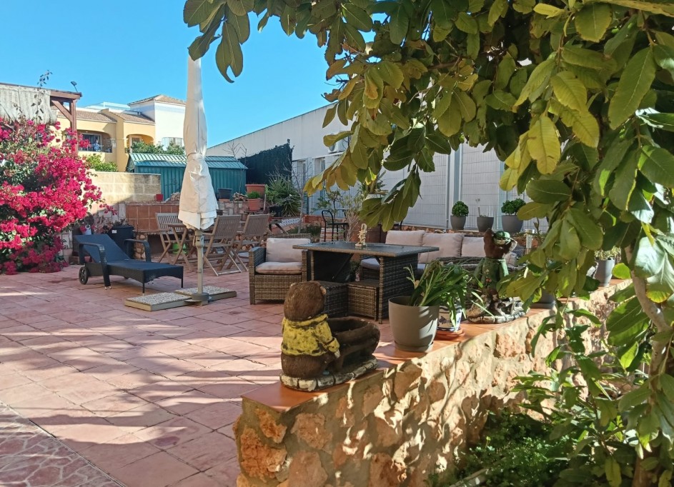 Revente - Appartement -
Los Montesinos - La herrada