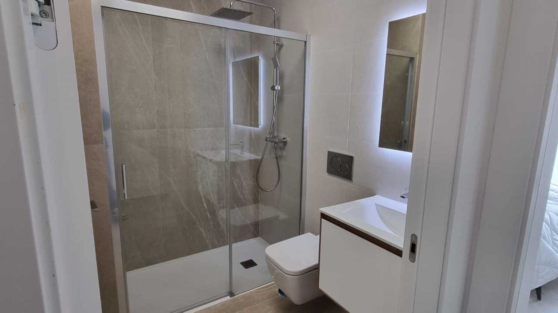 Revente - Appartement -
Los Montesinos - Montesinos