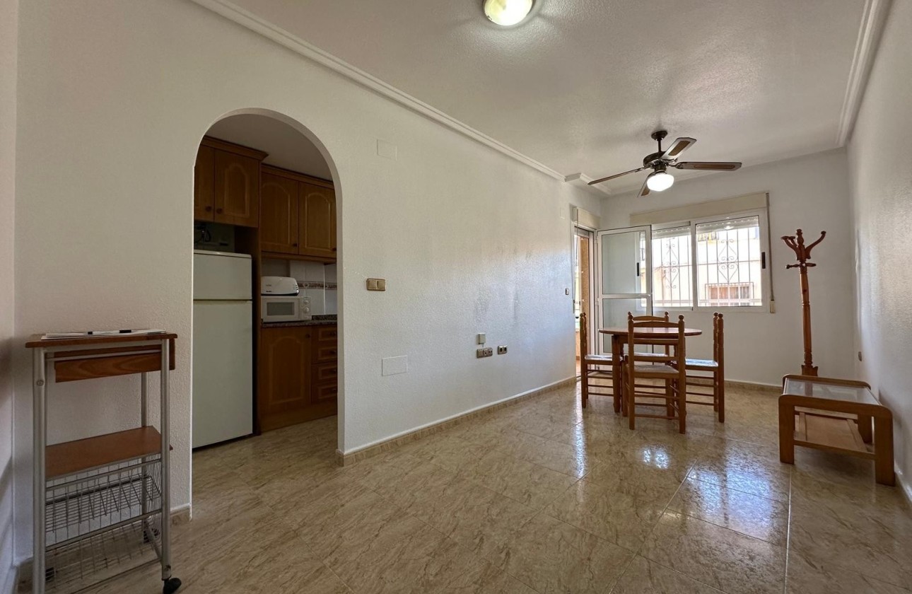 Revente - Appartement -
Los Montesinos