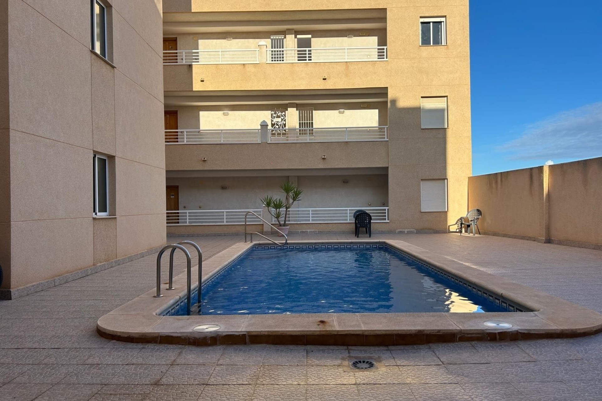 Revente - Appartement -
Los Montesinos