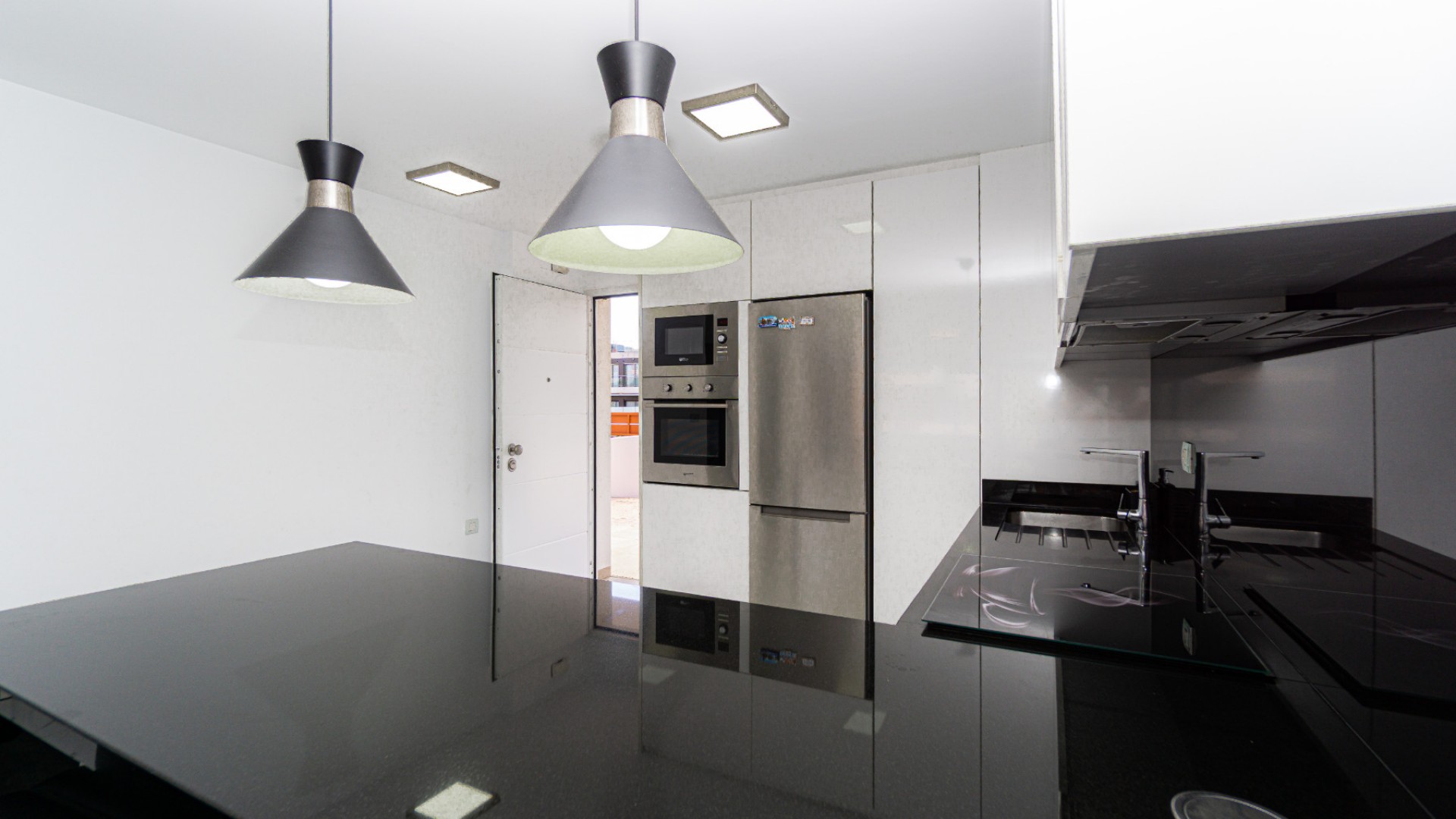 Revente - Appartement -
Mil Palmeras - Beach