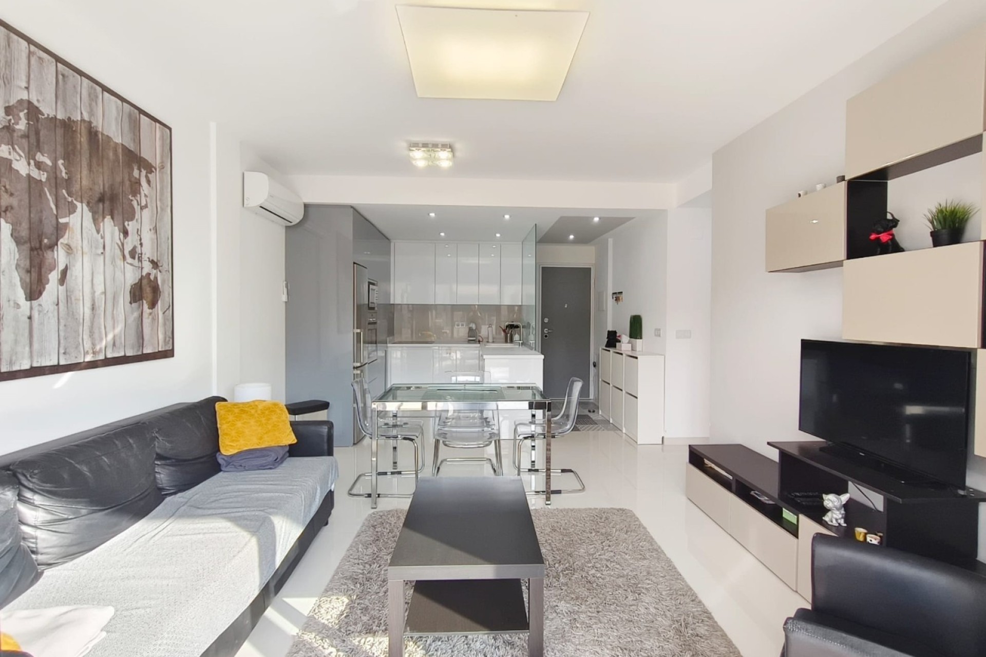 Revente - Appartement -
Mil Palmeras