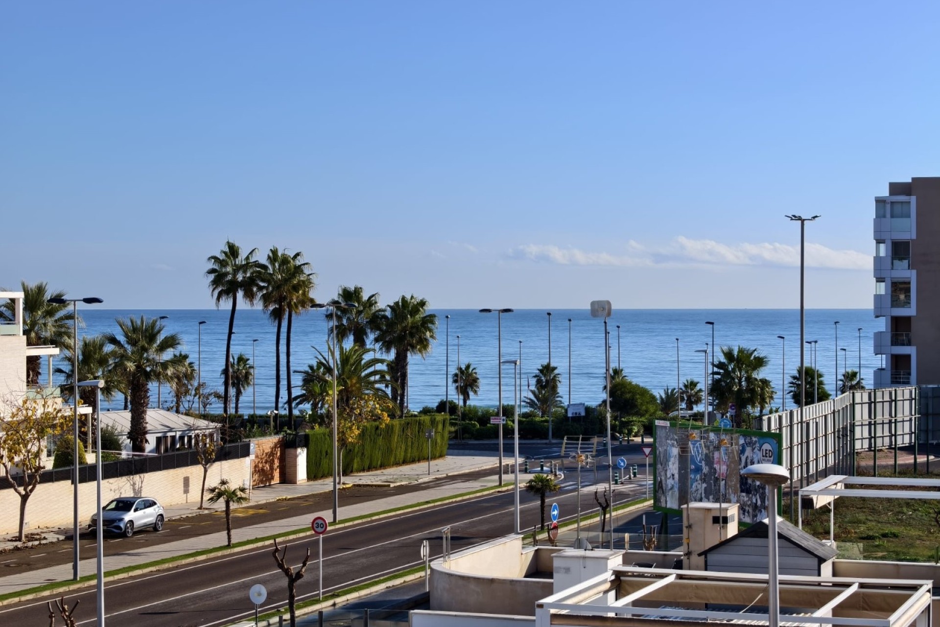 Revente - Appartement -
Mil Palmeras