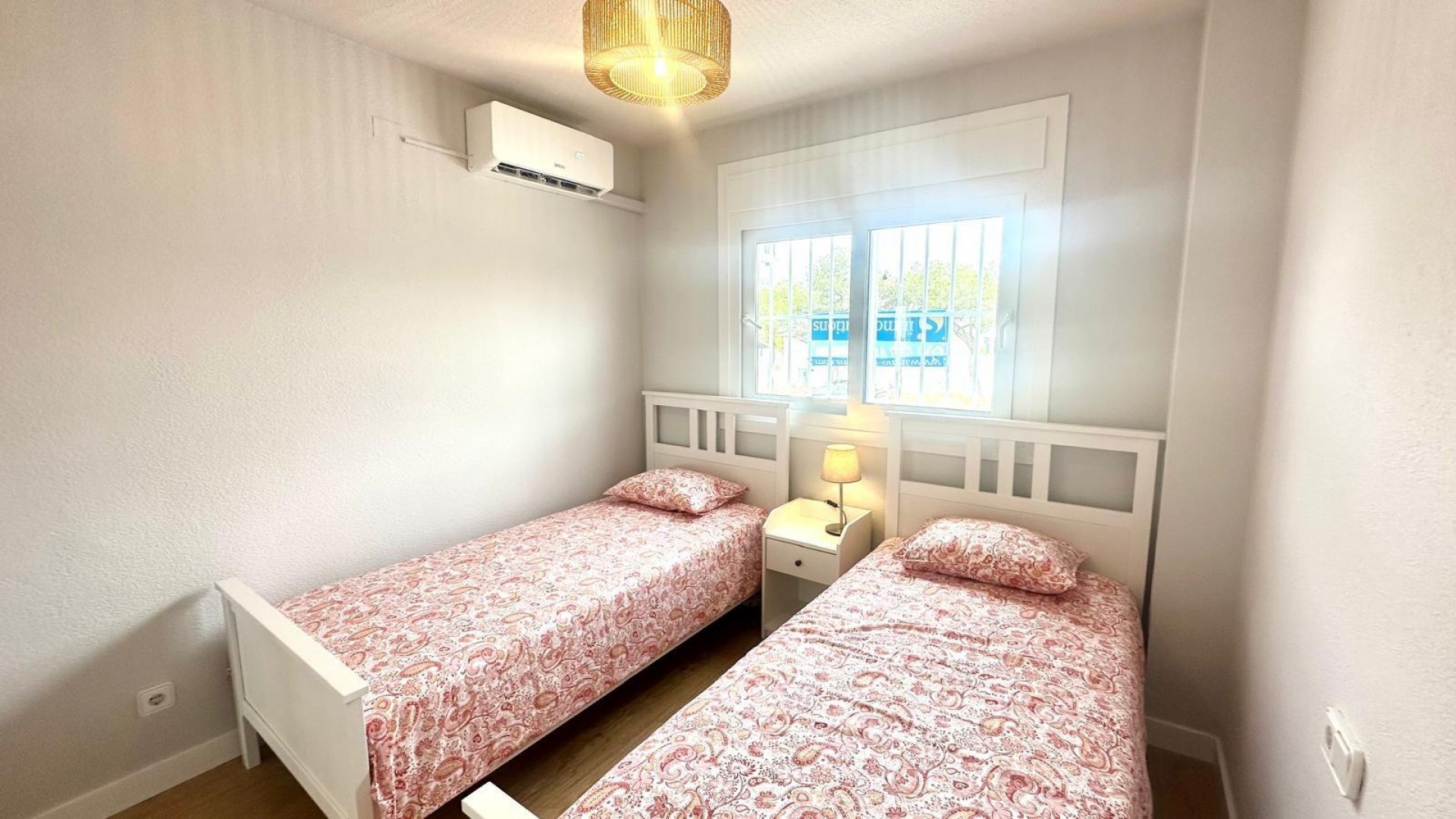 Revente - Appartement -
Orihuela Costa - Campoamor