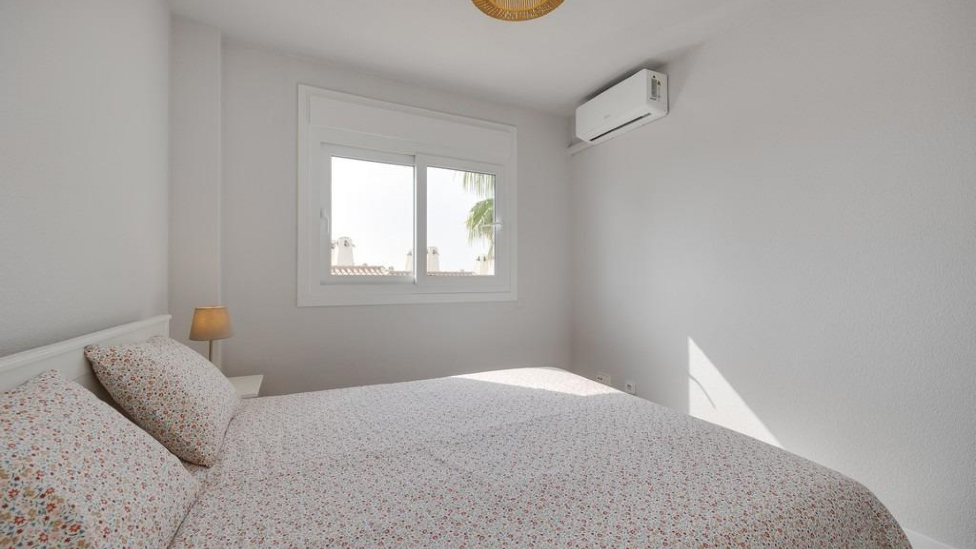 Revente - Appartement -
Orihuela Costa - Campoamor