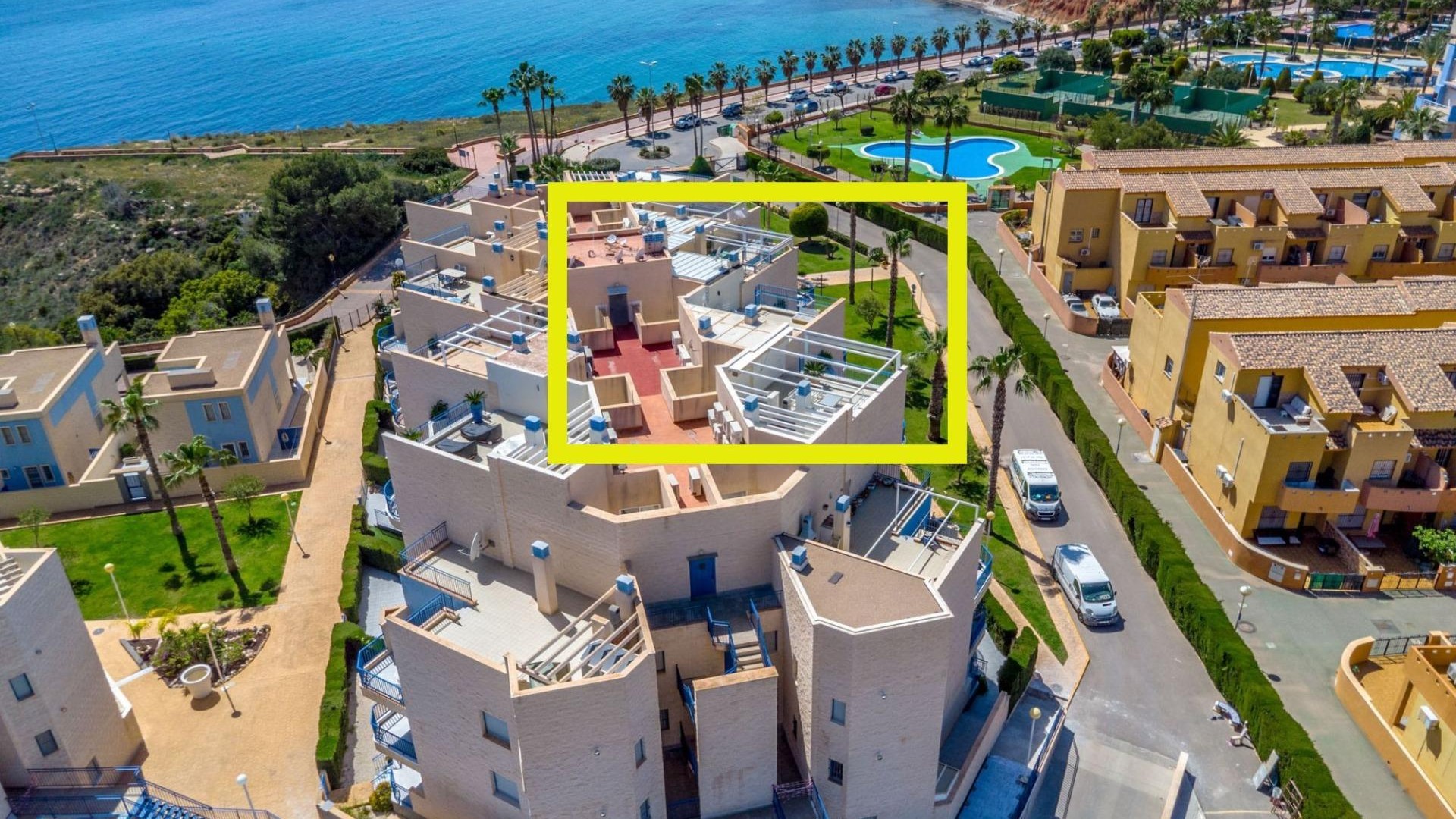 Revente - Appartement -
Orihuela Costa - Campoamor